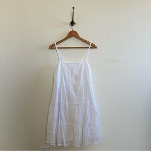 White sundress with pockets, cotton rayon blend- M